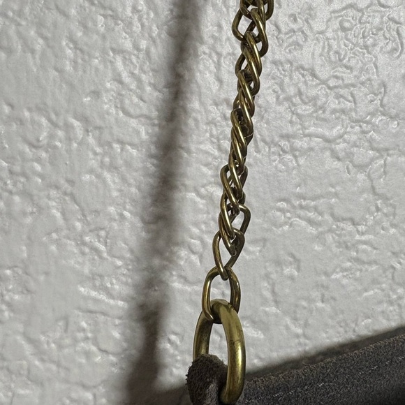 Chic Gray Suede Leather Gold Chain Crossbody Bag with Fringe on Both Sides. - Picture 15 of 15